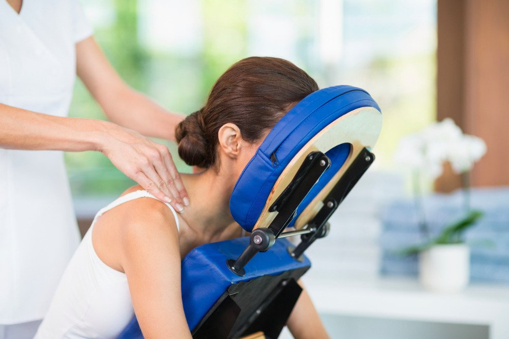 woman-getting-a-chair-massage